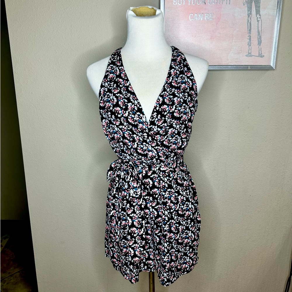 EXPRESS | Floral Romper
